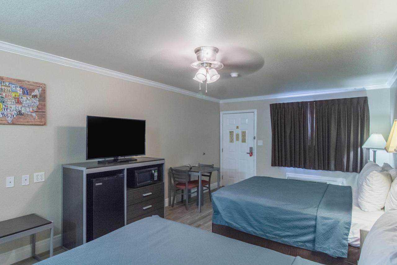 Econo Lodge Inn & Suites Corpus Christi Eksteriør billede