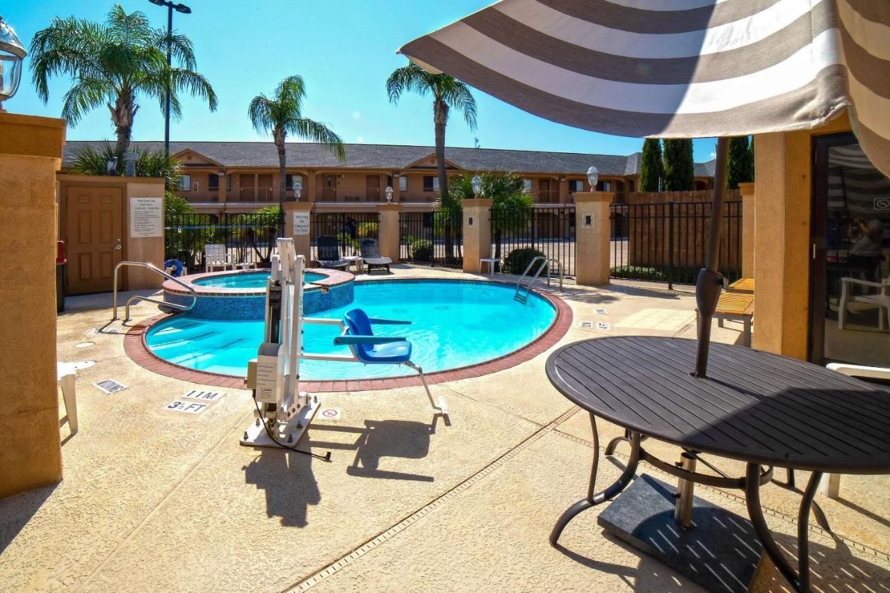Econo Lodge Inn & Suites Corpus Christi Eksteriør billede