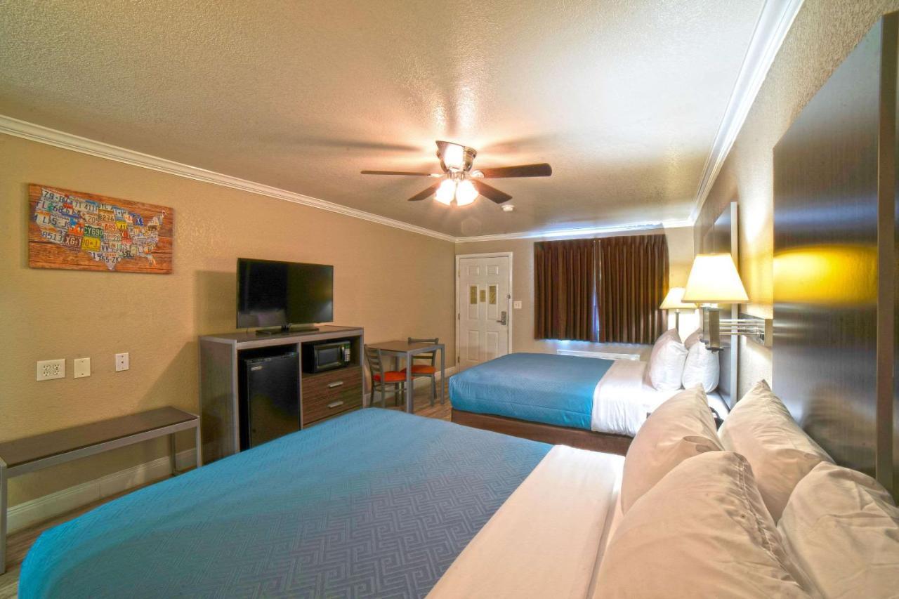 Econo Lodge Inn & Suites Corpus Christi Eksteriør billede