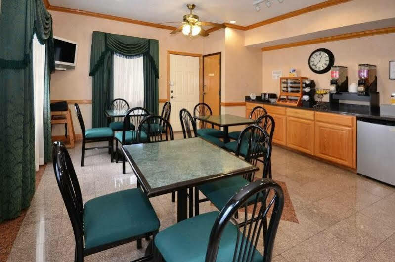 Econo Lodge Inn & Suites Corpus Christi Eksteriør billede